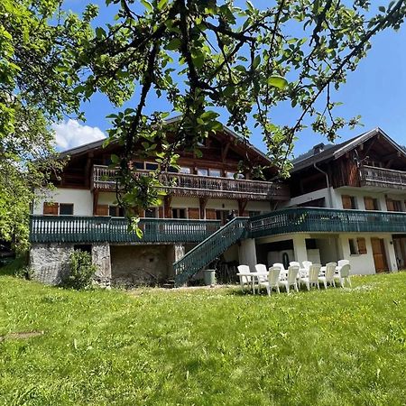 La Ferme Du Chateau Abondance エクステリア 写真