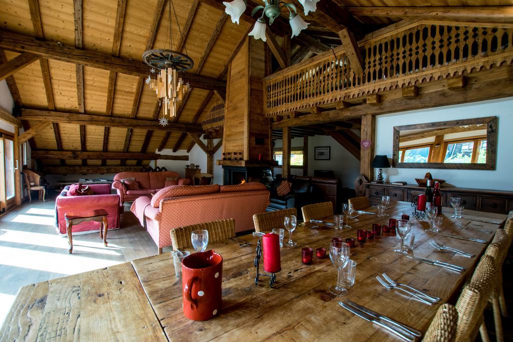 La Ferme Du Chateau Abondance エクステリア 写真