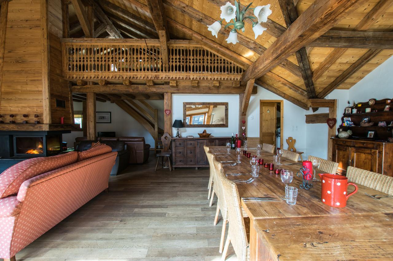 La Ferme Du Chateau Abondance エクステリア 写真
